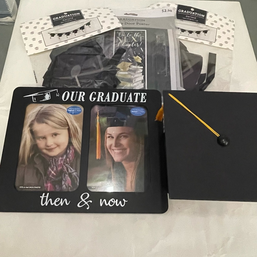 Lot of New Graduation Party Supplies And Decorations Door Cover, Garland, Frame